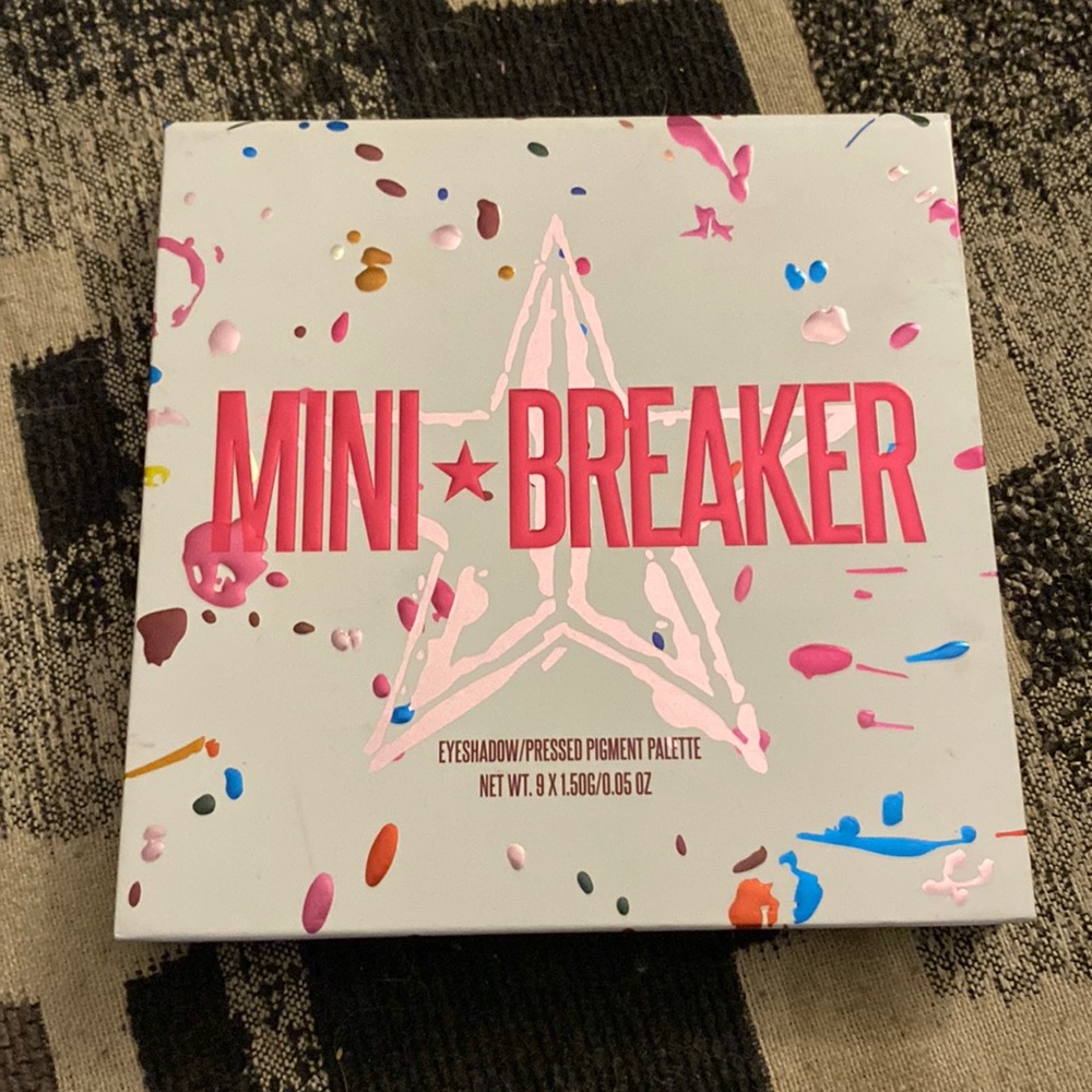 Jeffree Star Cosmetics Mini Breaker eyeshadow palette